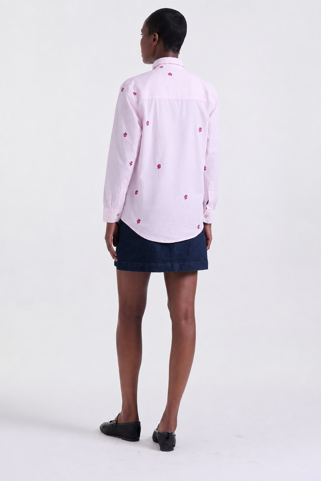 Abby Oversized Shirt in Pink, curved hem, longer at the back, Resort Escape edit, Deméa Paris