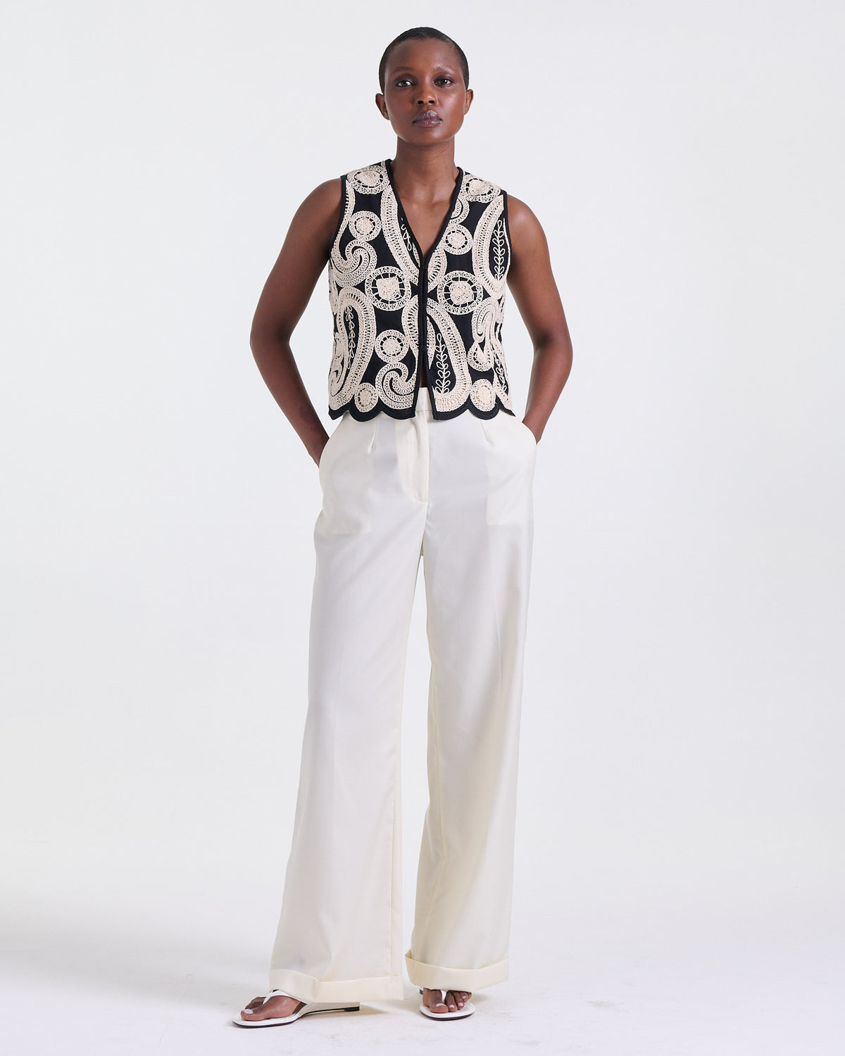 Alexandra Pants in Off White, high-waisted fit, Work edit, Deméa Paris