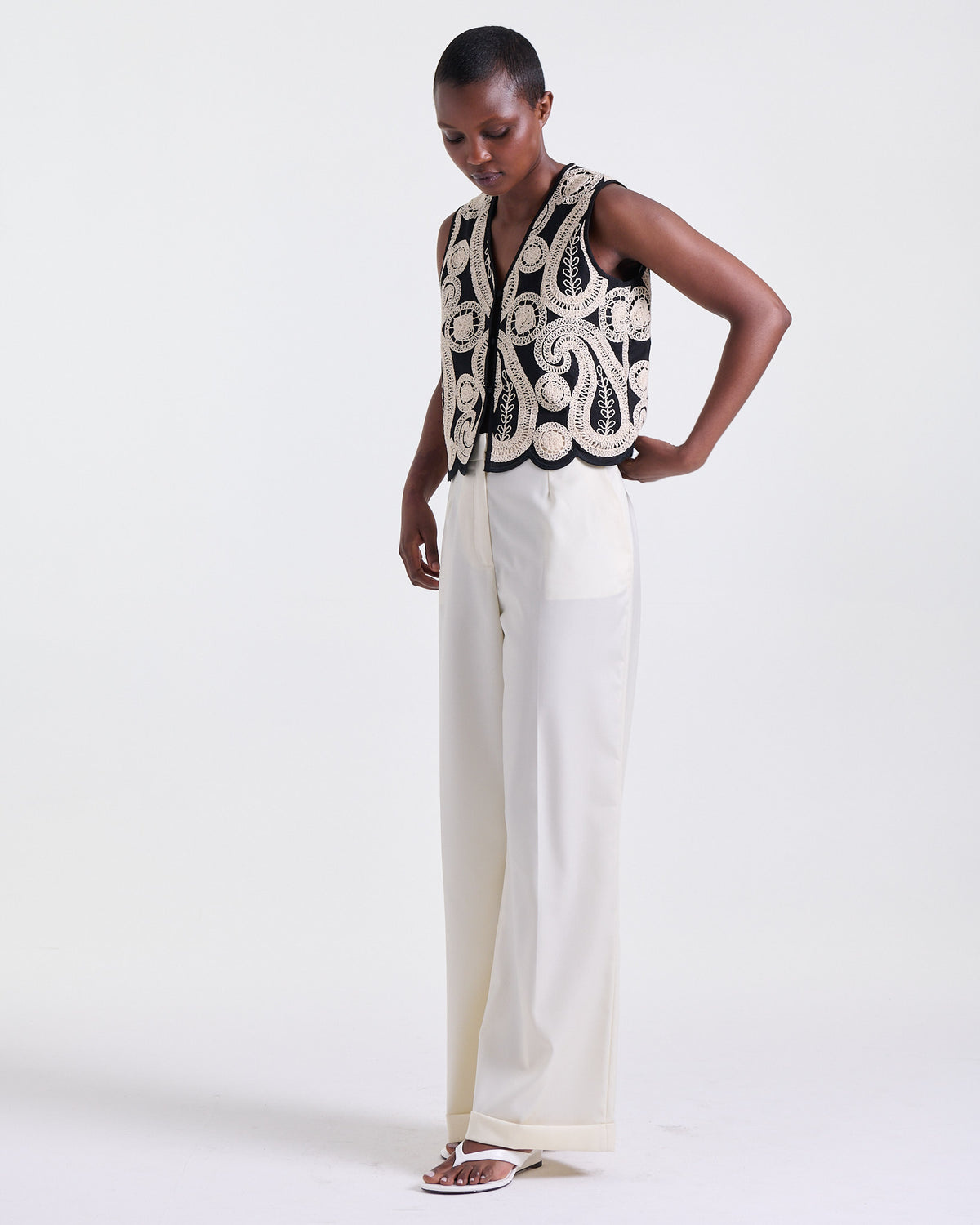 Alexandra Pants in Off White, front darts, Work edit, Deméa Paris