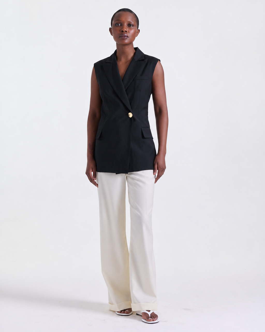 Alexandra Sleeveless Jacket in Black, fitted silhouette, Work edit, Deméa Paris