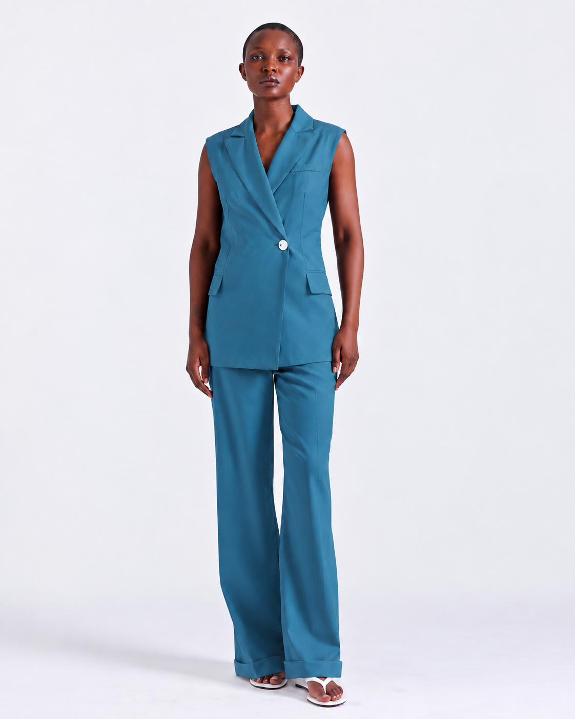 Alexandra Sleeveless Jacket in Teal, fitted silhouette, Work edit, Deméa Paris