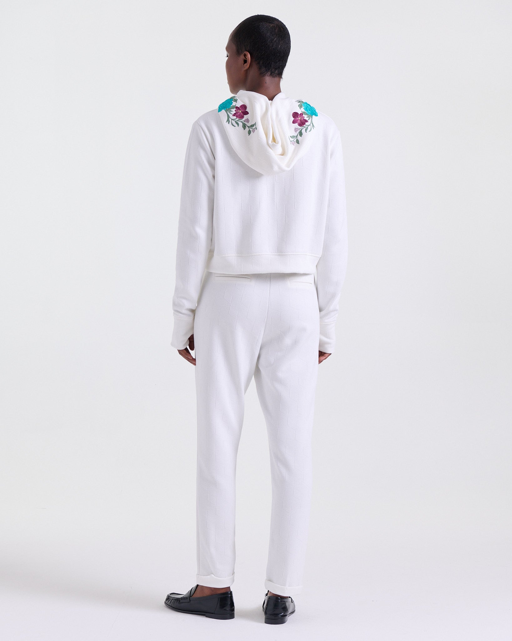 Alice Hoodie in Off White, long sleeves with thumbhole cuffs, Boarding Call edit, Deméa Paris
