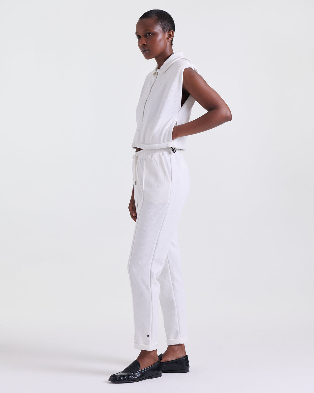 Alicia Jacket in Off White, front zip closure, Boarding Call edit, Deméa Paris
