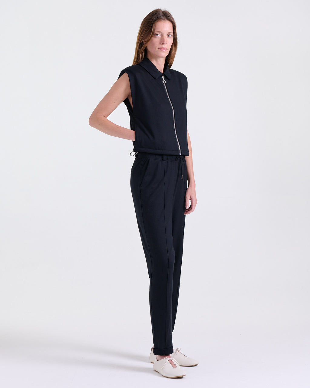 Alicia Jacket in Black, invisible shoulder pads, Boarding Call edit, Deméa Paris