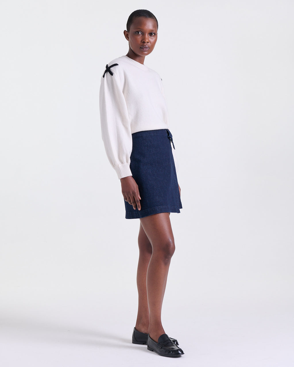 Azalée Skirt in Indigo, belt with gold-tone buckle, Casual Chic edit, Deméa Paris