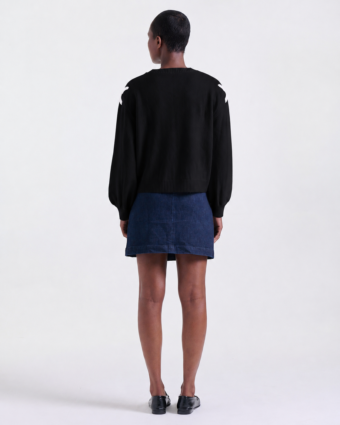 Aman Sweater in Black, long balloon sleeves, Work edit, Deméa Paris