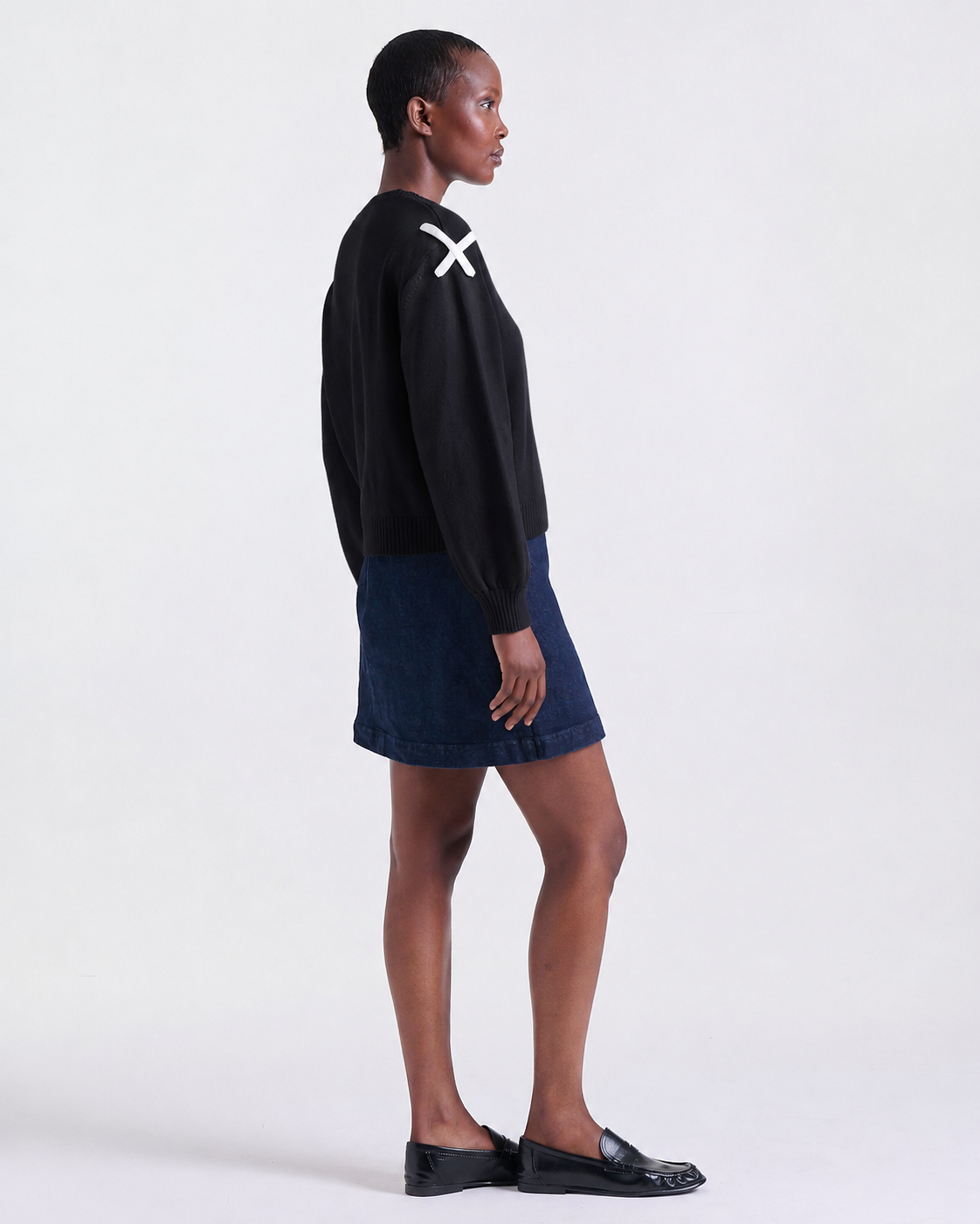 Aman Sweater in Black, ribbed neckline, cuffs and hem, Work edit, Deméa Paris