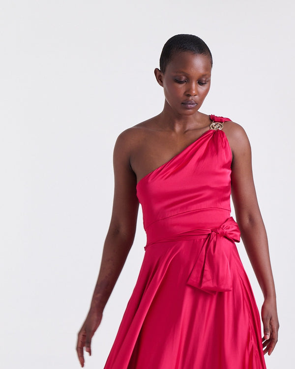 Annie Asymmetrical Top in Pink, asymmetrical off-shoulder design, RSVP edit, Deméa Paris