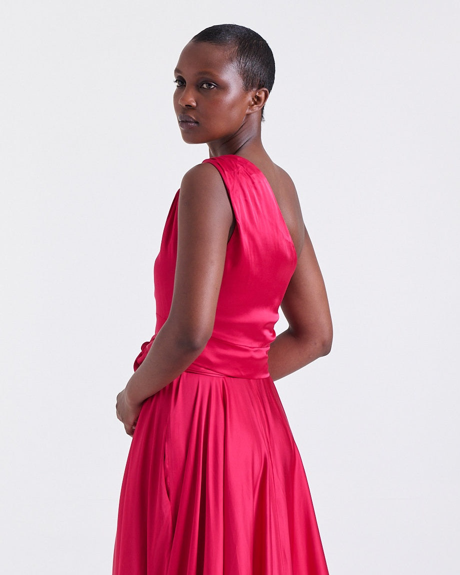 Annie Asymmetrical Top in Pink, gold brooch detail, RSVP edit, Deméa Paris