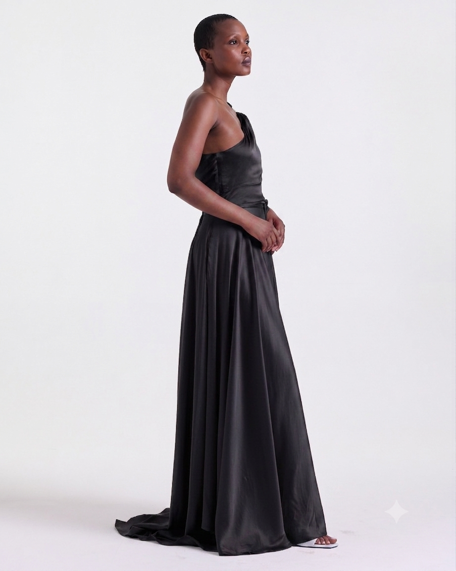 Annie Long Skirt in Black, soft gathers at waist, RSVP edit, Deméa Paris