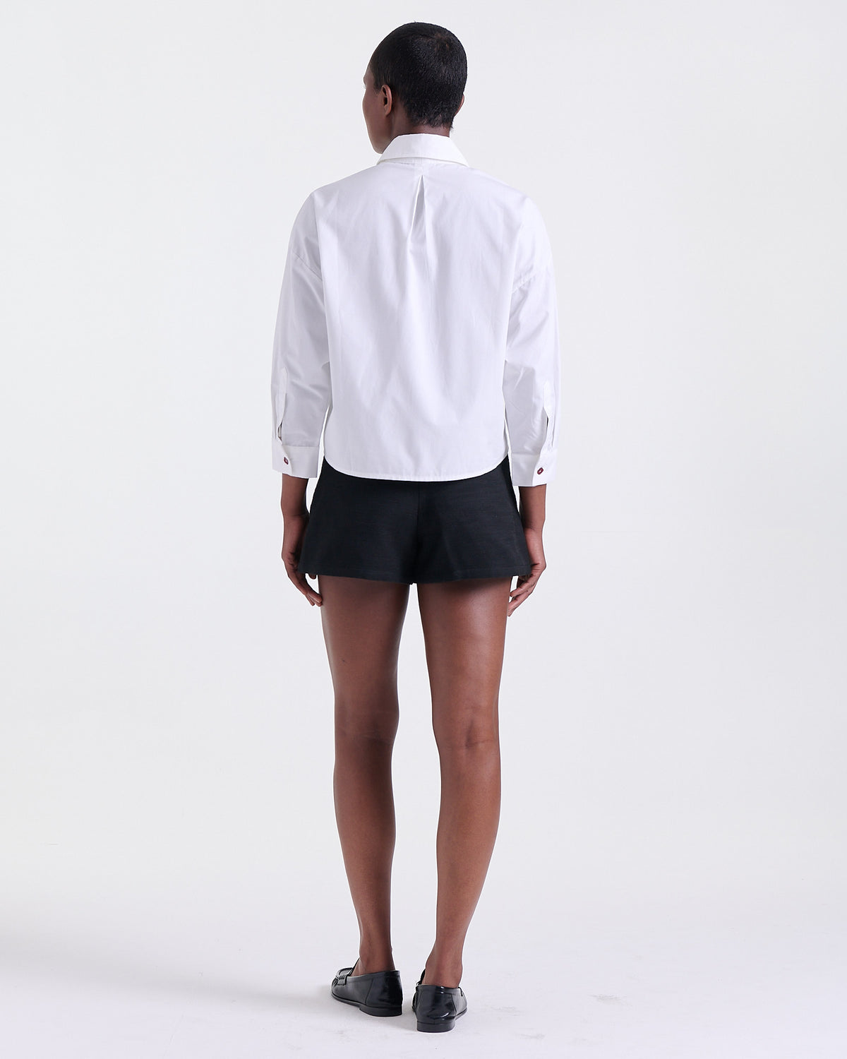 Aria Cropped Shirt in White, classic collar, Resort Escape edit, Deméa Paris