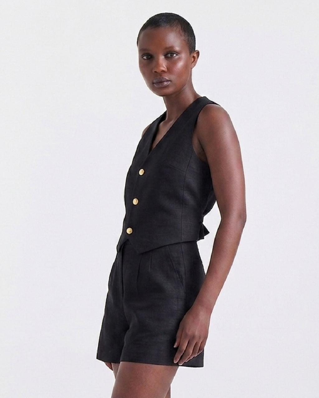 Ariel Waistcoat in Black, fitted, Resort Escape edit, Deméa Paris