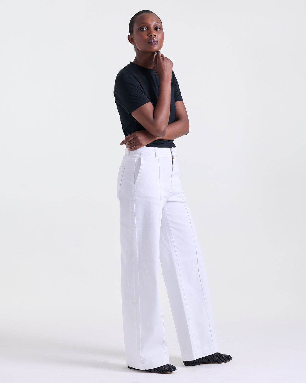 Avery Wide Jeans in White, wide-leg silhouette, Casual Chic edit, Deméa Paris