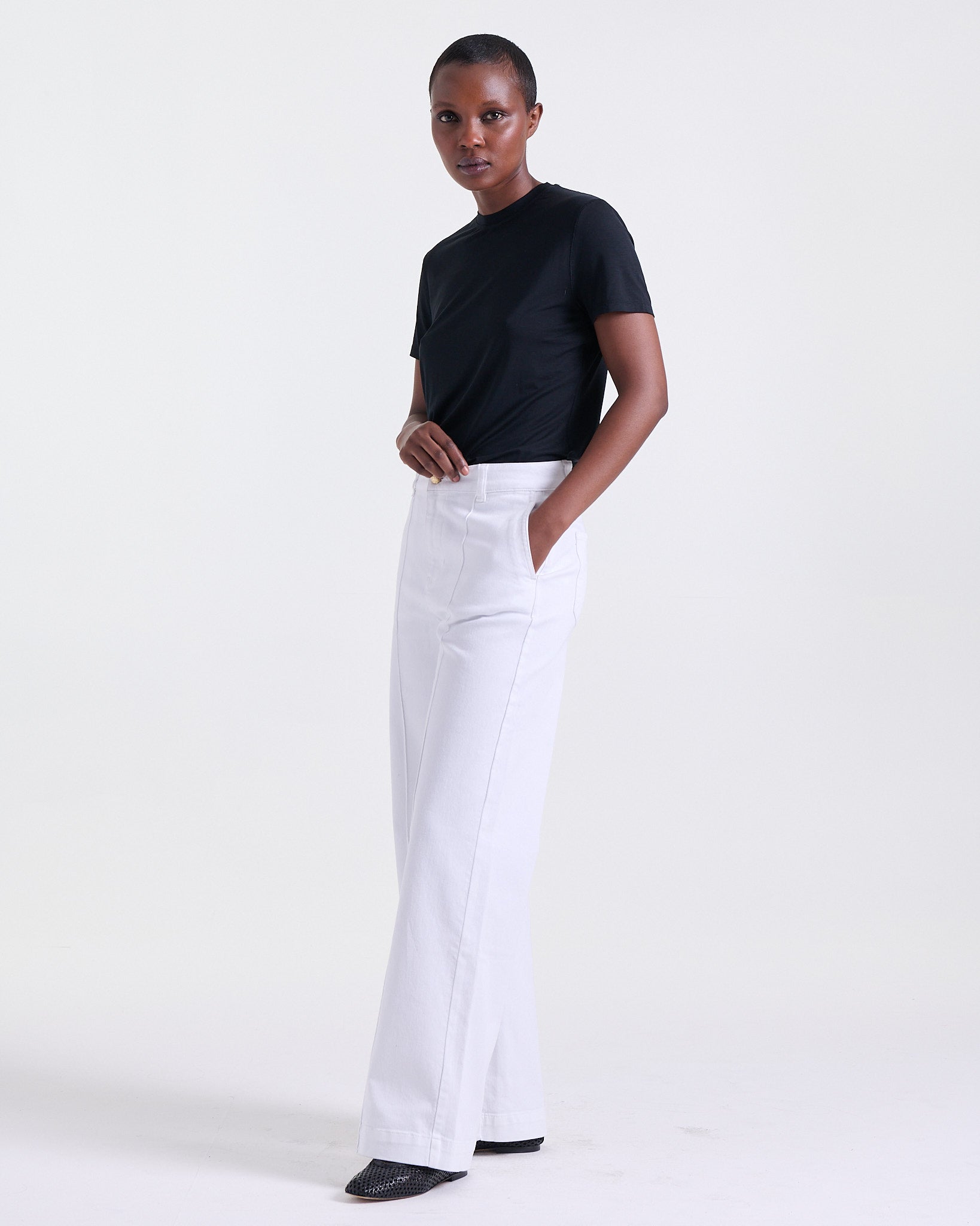 Avery Wide Jeans in White, high-waist fit, Casual Chic edit, Deméa Paris